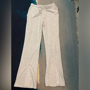 Forever 21 heather grey athleisure split leg sweat pants. Size M.